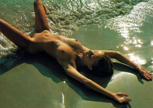http://nudevintage.tumblr.com/post/24848241882