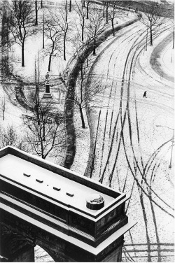 luzfosca:  André Kertész From “Diary of light”, New York 1936-1979 Thanks to undr 