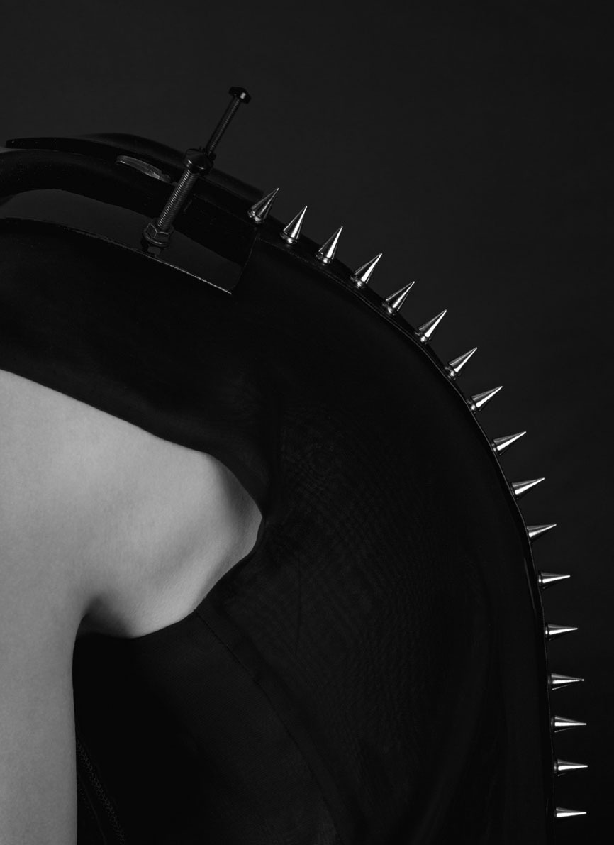 rollthedrumss:  Jana Van de Boldt for FAINT  
