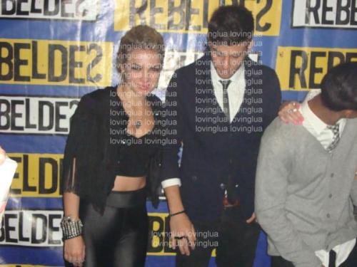 rebeldeislife:   ‏@lovinglua - “Chay com o anel de bigodinho ♥”  