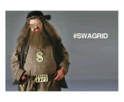 xmisanthropex:  omg :L How has this photo gotten so many fucking notes O.o i post a stupid photo of hagrid on tumblr and it gets more notes than a photo of me i get like 10 max :LL