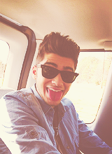 zaynner-deactivated20150819:  stopthefuse asked: Zayn Malik or Miley Cyrus? 