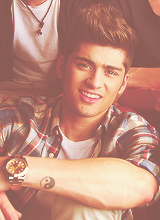 zaynner-deactivated20150819:  stopthefuse asked: Zayn Malik or Miley Cyrus? 