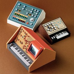 wearetuktuk:  Synthesizers. 