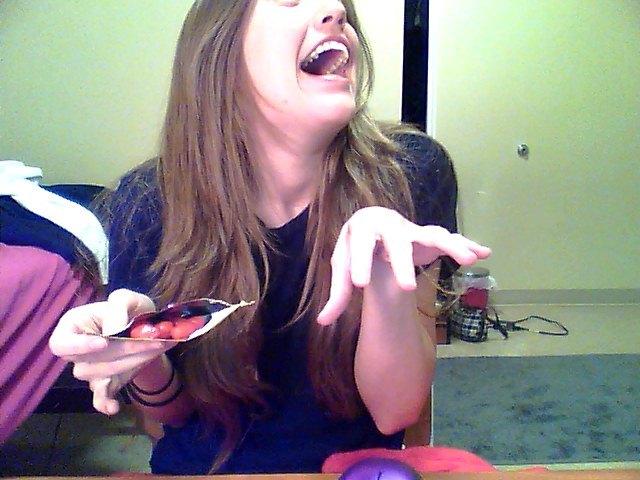 humperfickle:  I JUST OPENED THE BEST PACKET OF GUSHERS. TWO BLUE AND THE REST PINK