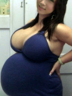 pregnant-nude:  Hot pregnant latina gangbang