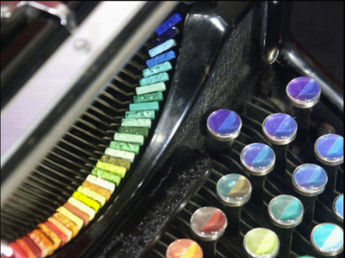 jedithepirateninja:  awesomepractice:  omg I want one devidsketchbook:  atavus Chromatic Typewriter by Tyree Callahan   This. THIS.  