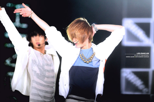 smtownelf-exo:  SMTOWN in Taiwan - SHINee cr: as tagged DO NOT EDIT