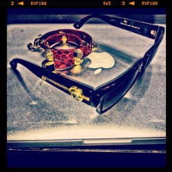 zeetheprince:  Gianni Versace Medusa frames #veryrare #Hypekills (Taken with Instagram) 