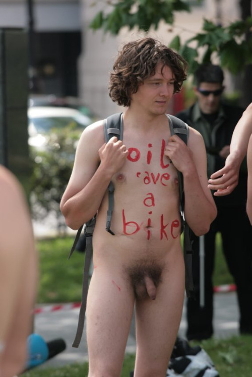 http://tof34.tumblr.com/post/26564197256