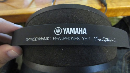 a nice set of planar magnetic headphones, slick as fuck…. $10