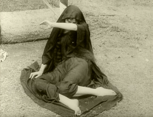 carnevalesca:Hypocrites, 1915.  Dir. Lois Weber.