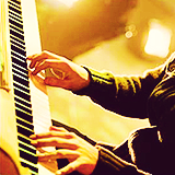 zaynmalikdancingtousher-deactiv:  if i wake in the morning, i only need two more