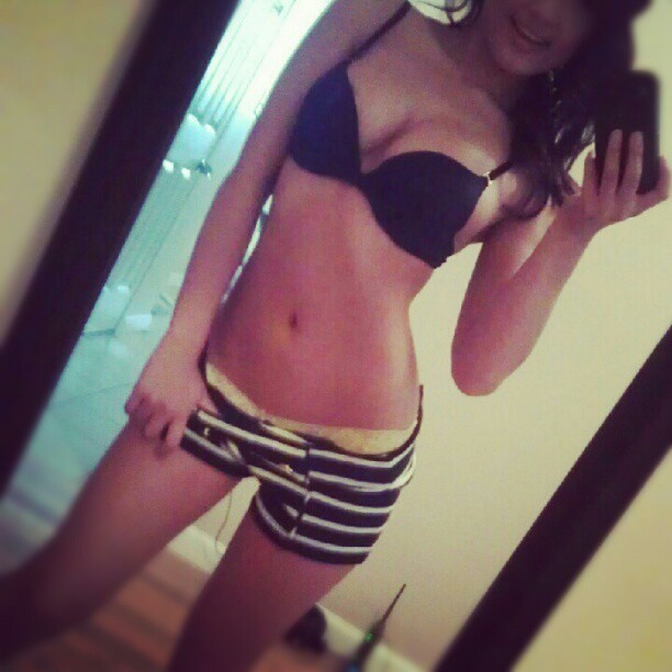 honeysoyummy:  Lamborghini mercy, yo chick she so thirsty! (Taken with Instagram)