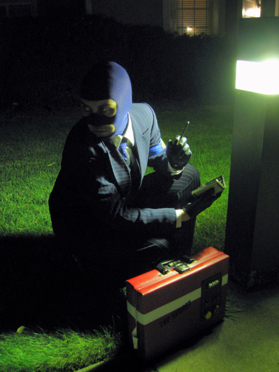 lithefider:  Little night Spy photoshoot taken at Animenext, I wish we’d had a