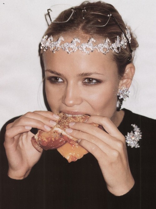diamondrefusal:  Natasha Poly by Terry Richardson for Vogue Paris: January 2005 
