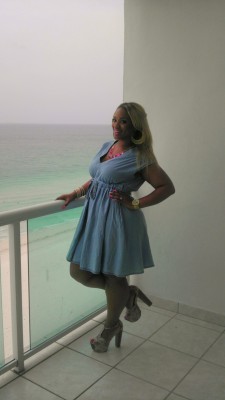 athickgirlscloset:  New Post http://leglamprincessofcurves.blogspot.com