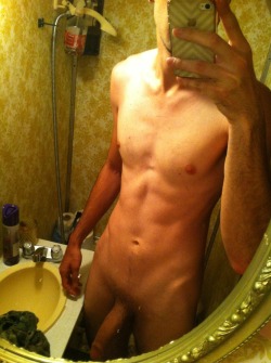 ttamazing:  Submitted by haeyy-youuu ello ello ;)  haey you.  