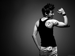  1/20 reasons why I’m a PBBC: Ukwon’s arms.  