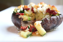 gastrogoodies:  Mediterranean Stuffed Mushrooms