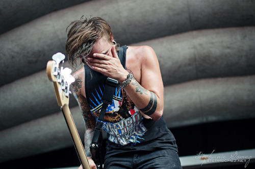 ineedtofindmywaybacktothestart:  Andy Glass | We Came As Romans by stephgomez.net on Flickr. 