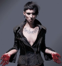 kingdomofdust:  The Girl with the Dragon Tattoo