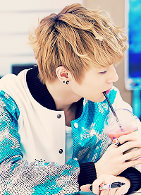 ljoe&ndash;allnight-deactivated20120:  I miss his gold hair already. 