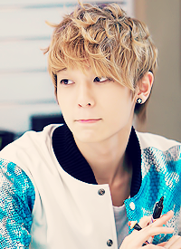 ljoe&ndash;allnight-deactivated20120:  I miss his gold hair already. 