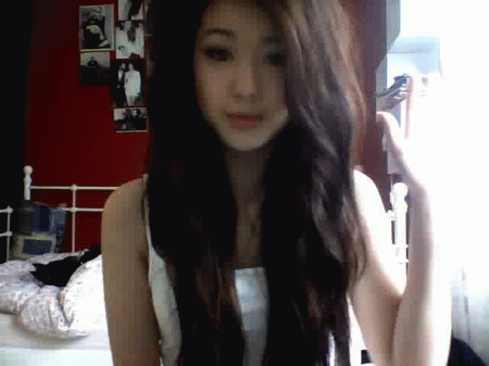 fuckyeahhsexyasians:  http://helydoan.tumblr.com/ I hope you all have an amazing