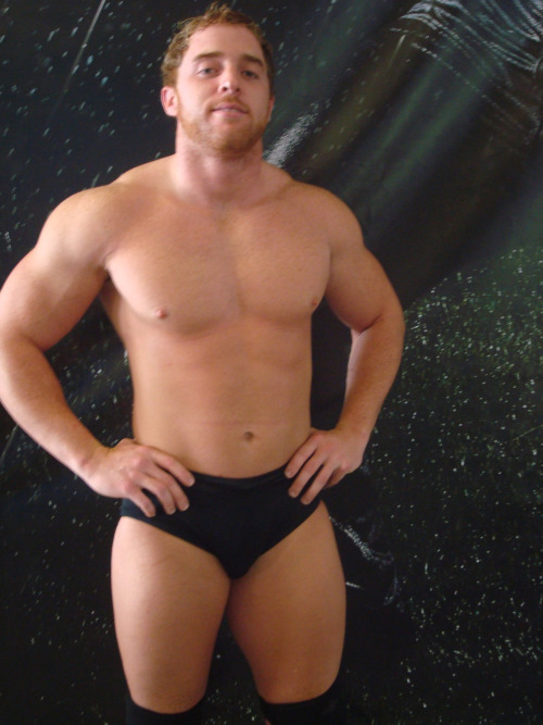 Porn photo Indy wrestler Jason Jones