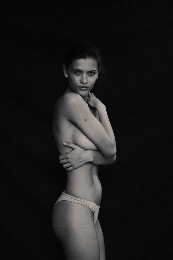ducto:  Thaís Oliveira by john Ciamillo 