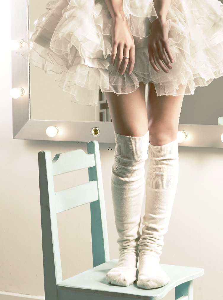 kinkypixie:  “Untitled” by Maria Elisa Duque (Maria Flash on Flickr)  Foto: