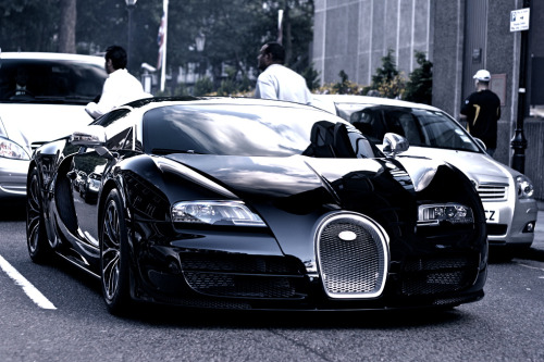 Bugatti Veyron Supersport in Black Carbon