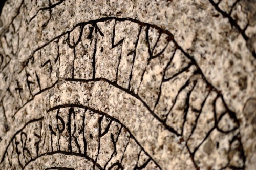 paganroots:A runestone in Rosersberg, Sweden by ~groundhog1988