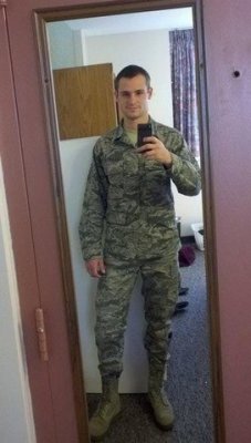 gayamateurs:  21yo Air Force straight guy, from Enid, Oklahoma. 