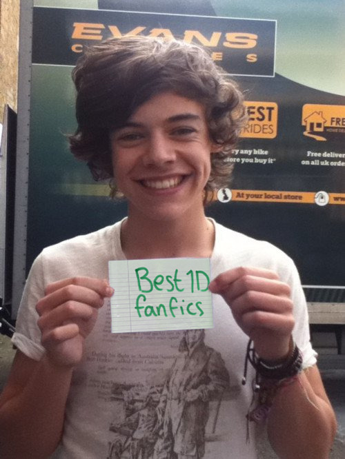 best1dfanfics:  want your blog promoted by a One Direction member of your choice? Reblog this photo and follow these blogs (http://best1dfanfics.tumblr.com/) and  (http://ben-walker.tumblr.com/) to enter. Good luck! p.s dont delete that ^ when you reblog