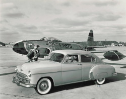 saychevrolet:  1949 Chevrolet pushes toward