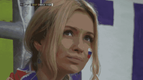 gatasdofutebol:  Oi, sou linda e estou envergonhada. 