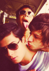arthurdopramim:  A Melhor Parte de Mim - Arthur Aguiar  ThurEd + ThurMic + ChArMic