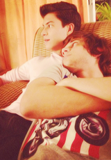 arthurdopramim:  A Melhor Parte de Mim - Arthur Aguiar  ThurEd + ThurMic + ChArMic