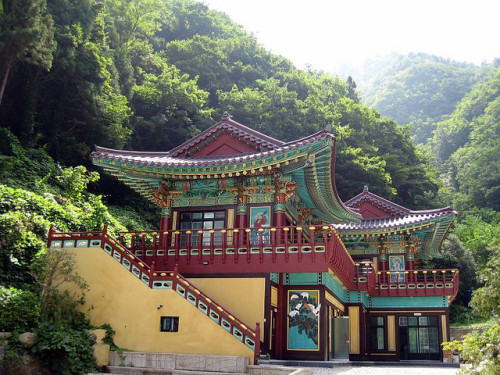 Haedosa Temple in Ulleungdo Island, South Korea (by malpuella).