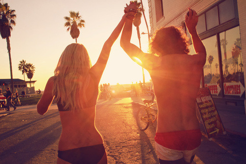 tandude: ☼follow me tandude.tumblr.com for a 110% active Summer blog ran by a straight boy who loves