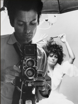 fantomas-en-cavale:  Richard Avedon- Autoportrait