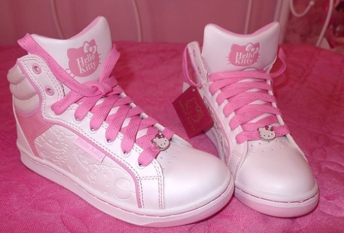 eat sleep dream pink