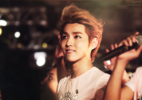 wufankris:  followthehistory:   if love is blind, why do I see you so clearly now?  Nope, too pretty, go away.  your face is weird bitchwhy are you happyand why are your eyes sparklingand is your skin so glowywhy is your hair like thatoh my god I feel