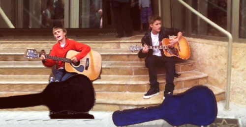 illberightnexttoyou:  OMFG :’) 