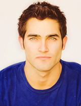 raisedhervoice:  9 photos of Tyler Hoechlin  If I wasn’t an actor, I’d play