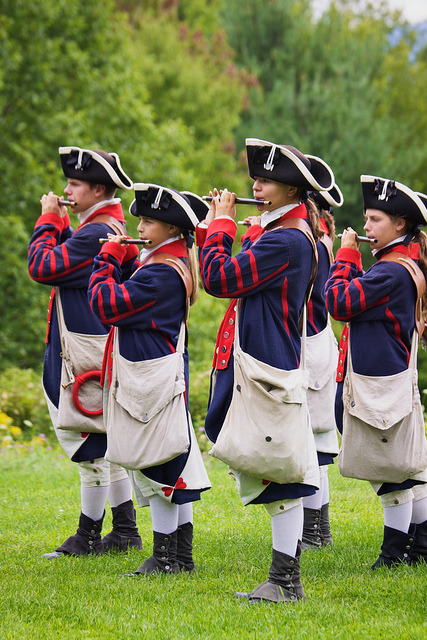 18thcenturylove:18th c. Uniforms on Re-enactors! :D1.) (via dailyreenactor)2.) Washington and Genera