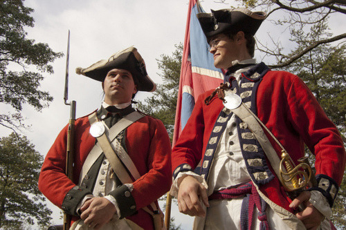 18thcenturylove:18th c. Uniforms on Re-enactors! :D1.) (via dailyreenactor)2.) Washington and Genera