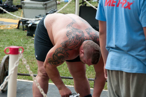 buffbeefybear: Louis Philippe Jean bent over